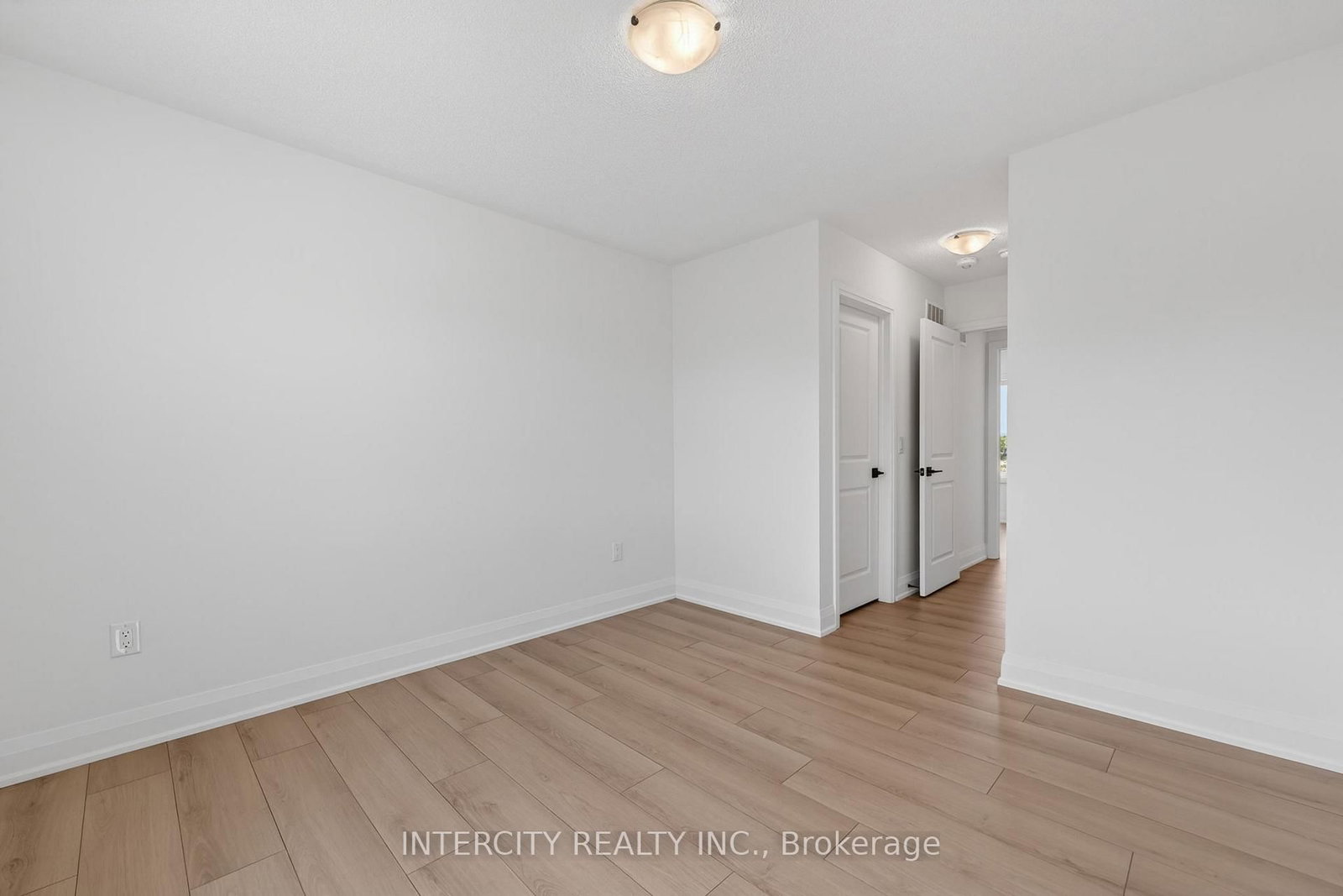 22 Legacy Circle • Wasaga Beach, ON photo 34