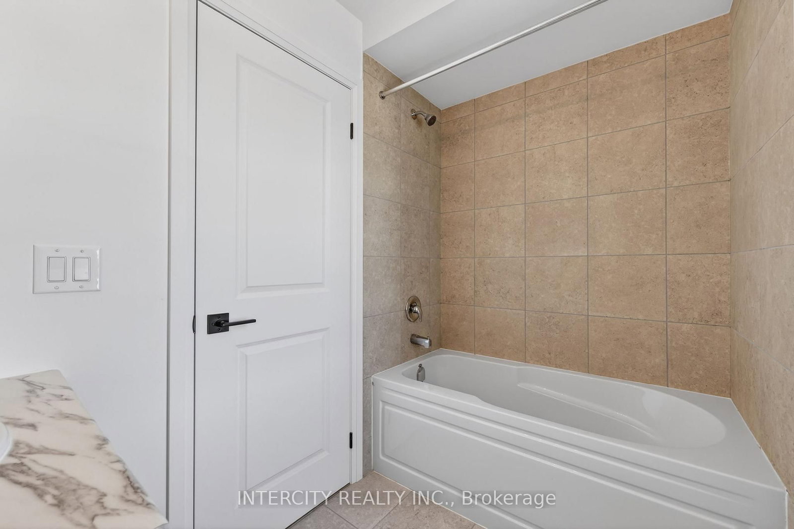 22 Legacy Circle • Wasaga Beach, ON photo 36