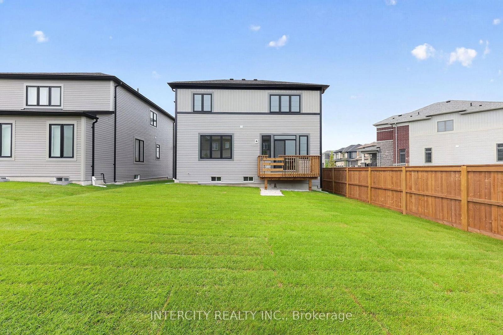 22 Legacy Circle • Wasaga Beach, ON photo 41