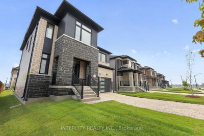 22 Legacy Circle • Wasaga Beach, ON photo 5