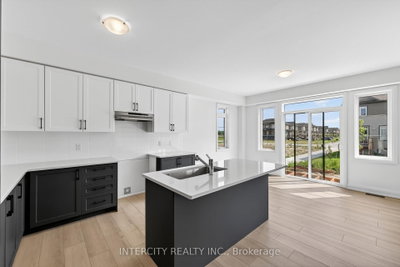 22 Legacy Circle • Wasaga Beach, ON photo 9