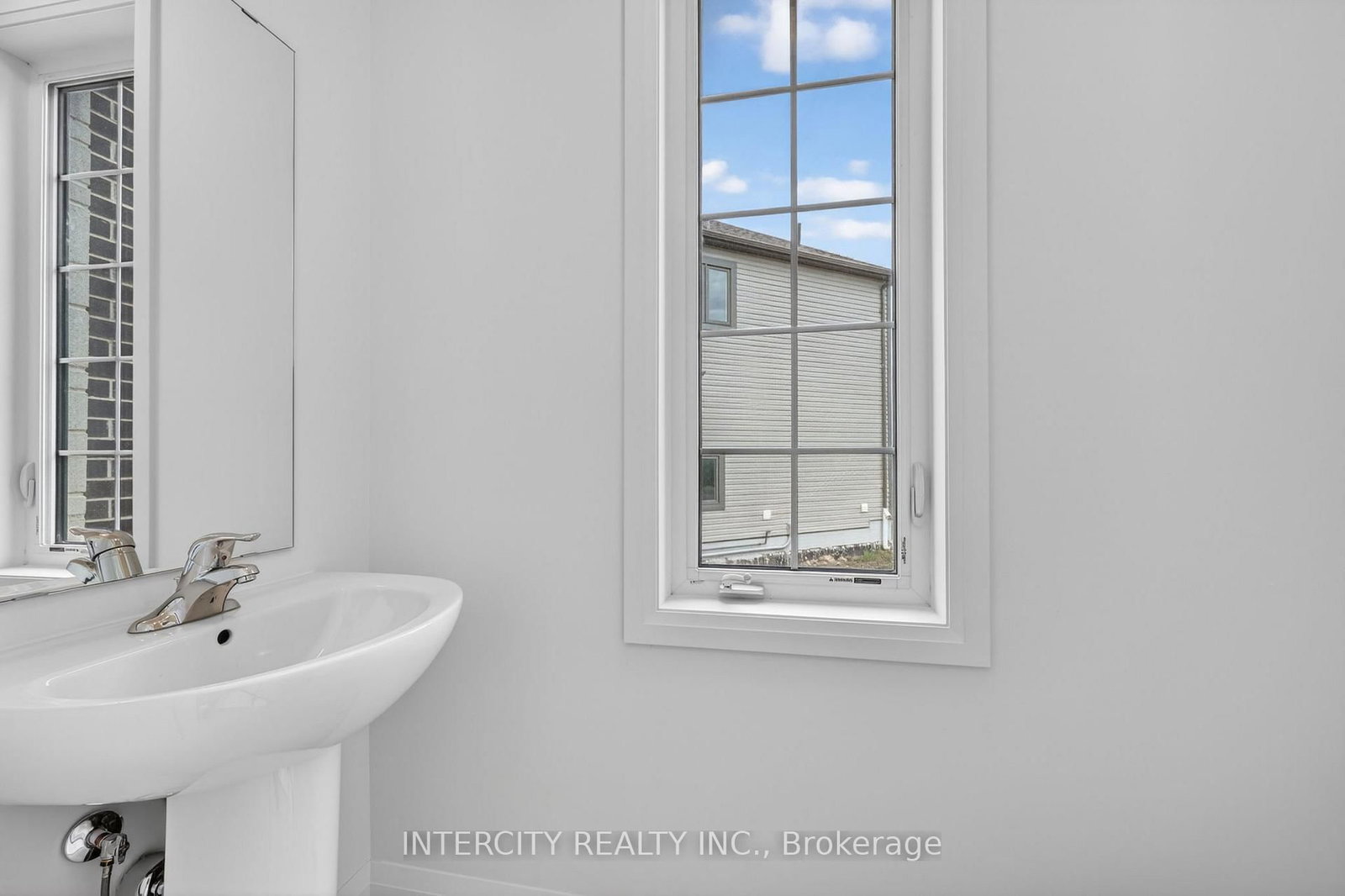 26 Legacy Circle • Wasaga Beach, ON photo 22