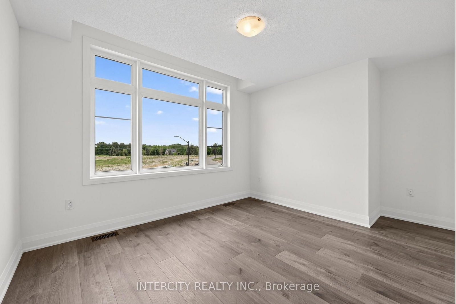 26 Legacy Circle • Wasaga Beach, ON photo 39