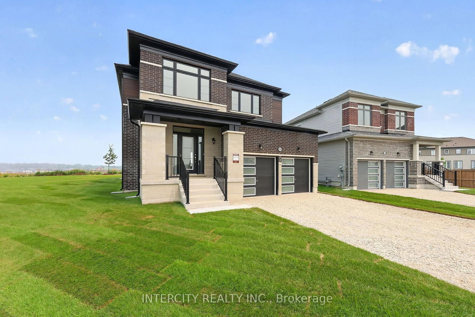 26 Legacy Circle • Wasaga Beach, ON photo 4