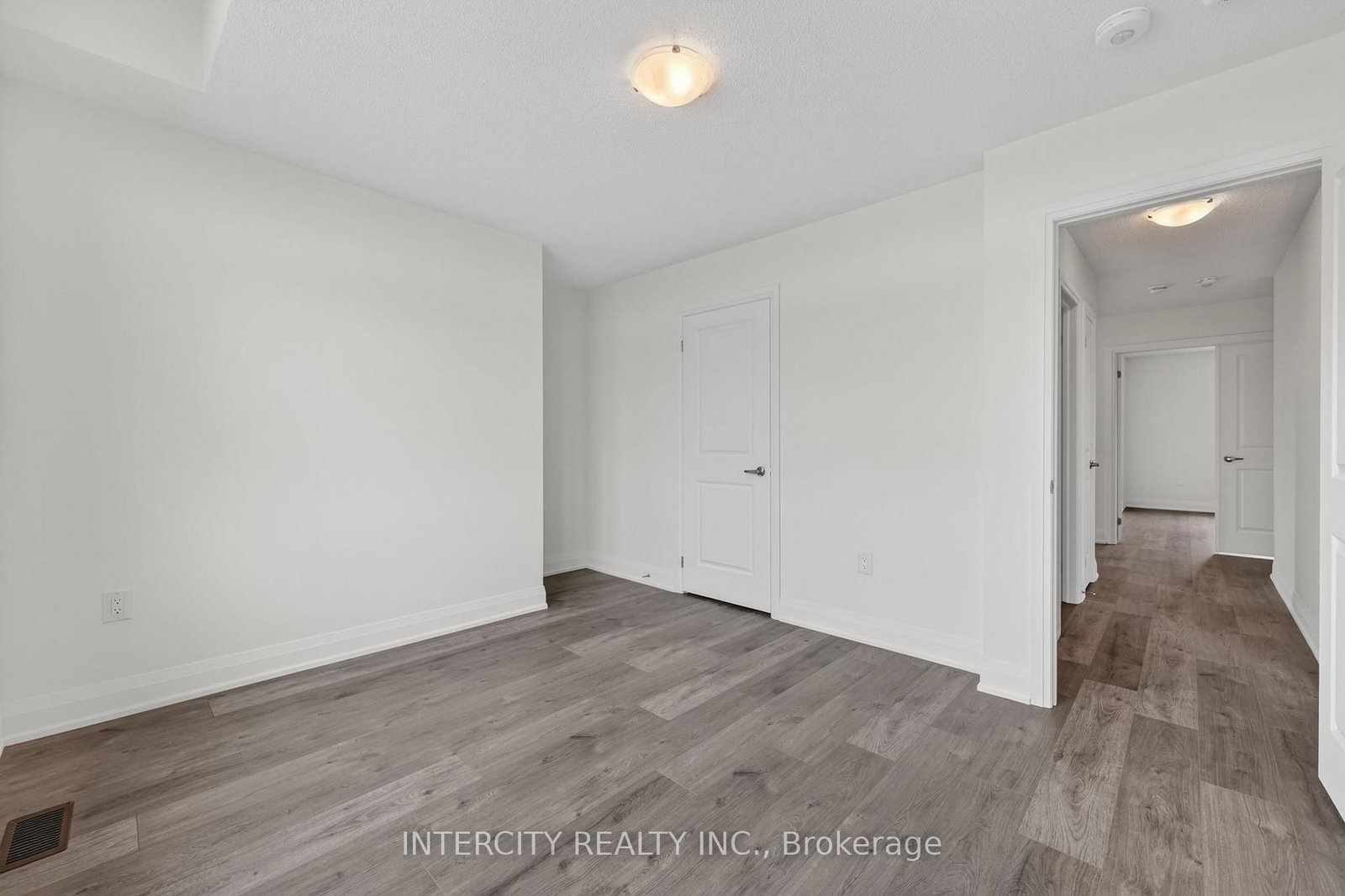 26 Legacy Circle • Wasaga Beach, ON photo 40