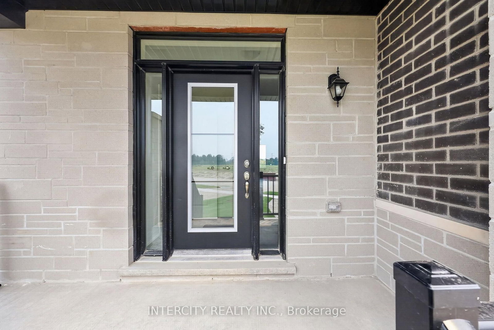 26 Legacy Circle • Wasaga Beach, ON photo 6