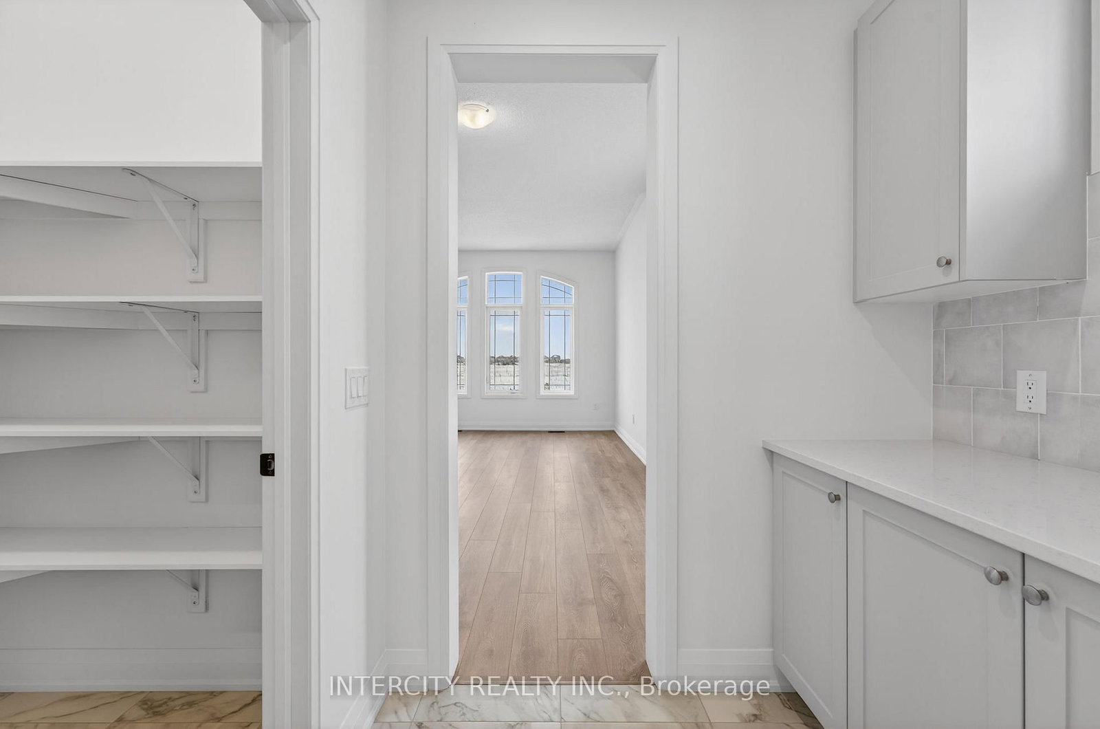 38 Legacy Circle • Wasaga Beach, ON photo 22