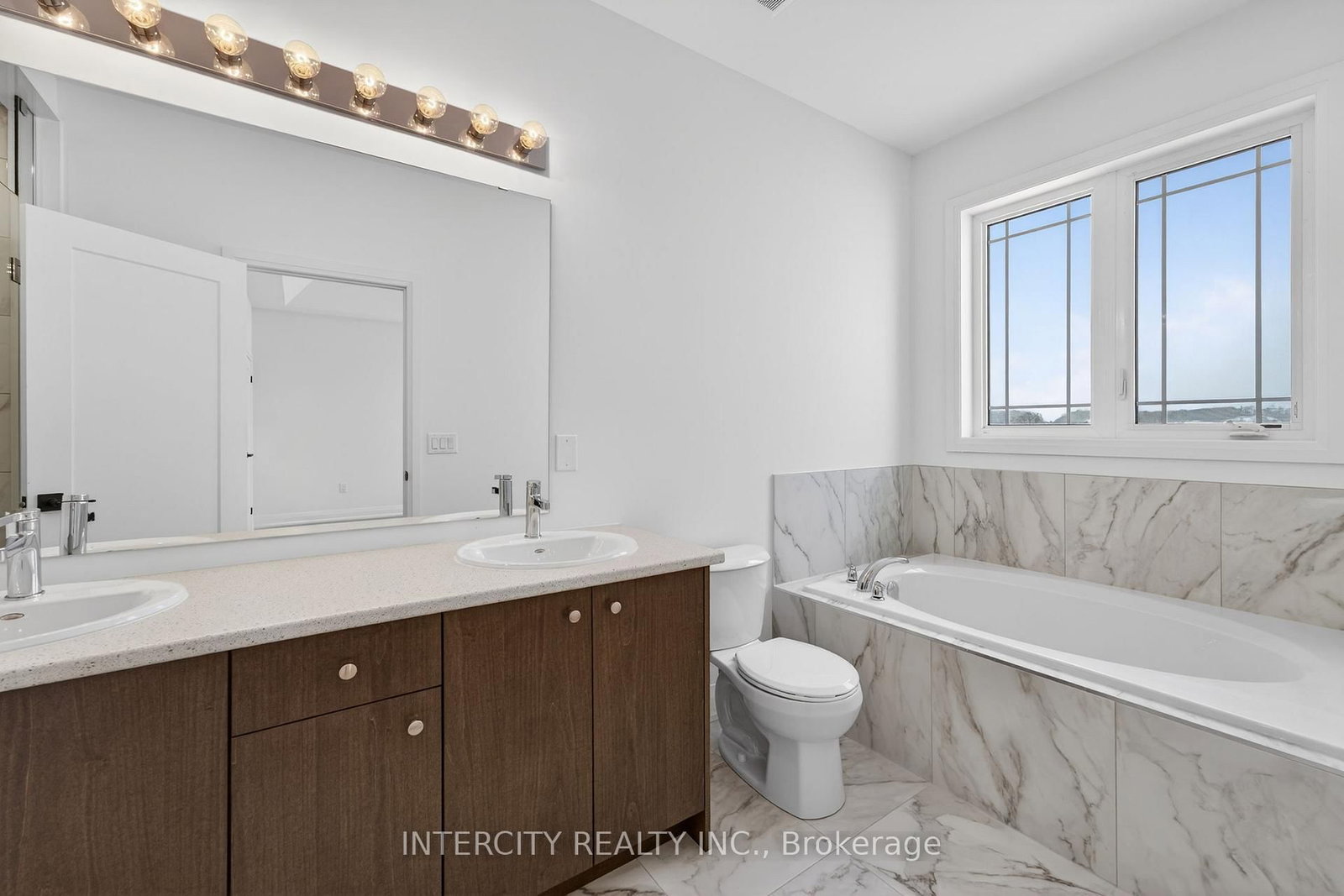 38 Legacy Circle • Wasaga Beach, ON photo 42
