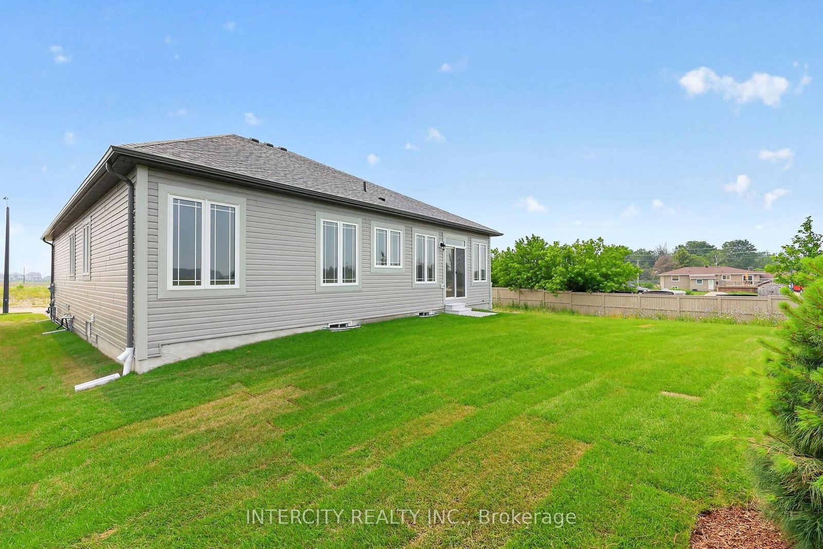 38 Legacy Circle • Wasaga Beach, ON photo 49