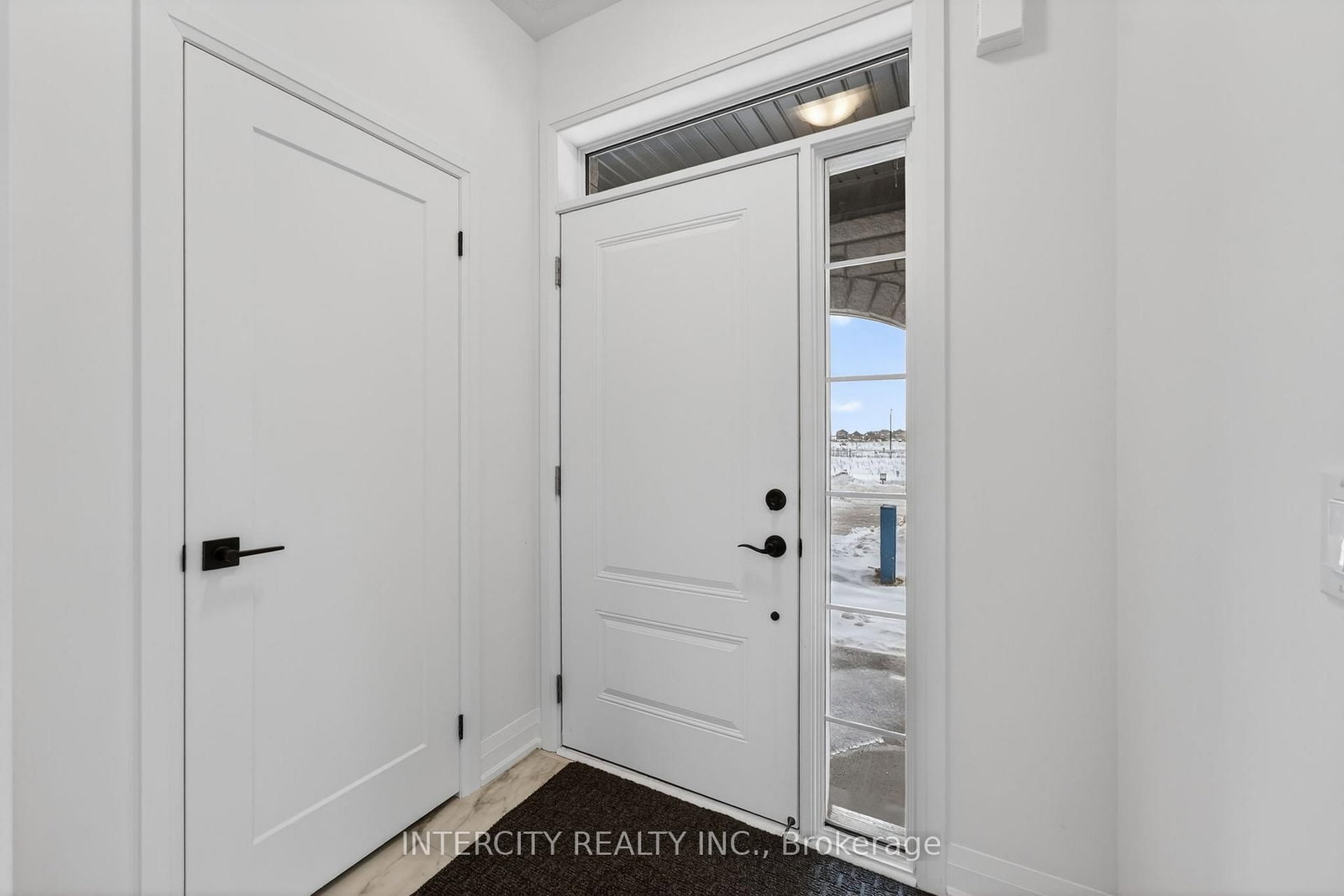 38 Legacy Circle • Wasaga Beach, ON photo 7