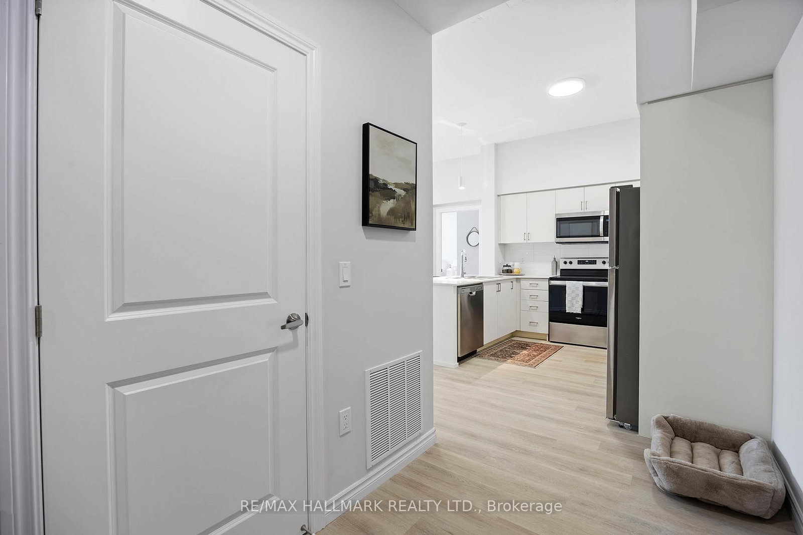 215 - 70 Dean Avenue, Barrie 3