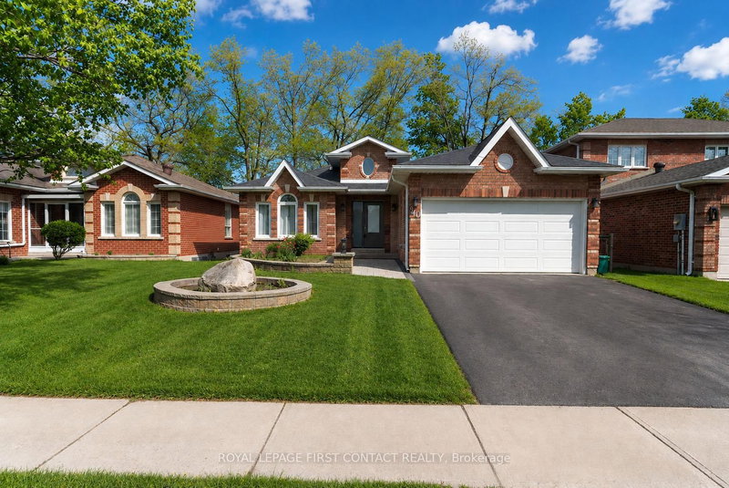 340 Livingstone Street W