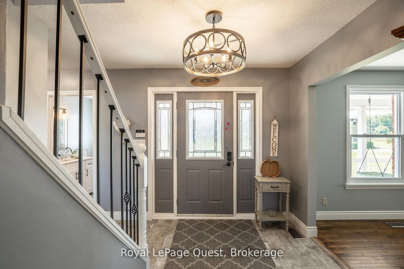 2070 Hawley Rd photo 4