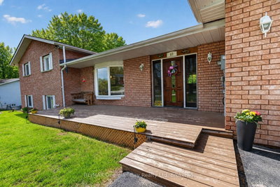 63 Lepage Drive • Penetanguishene, ON photo 2