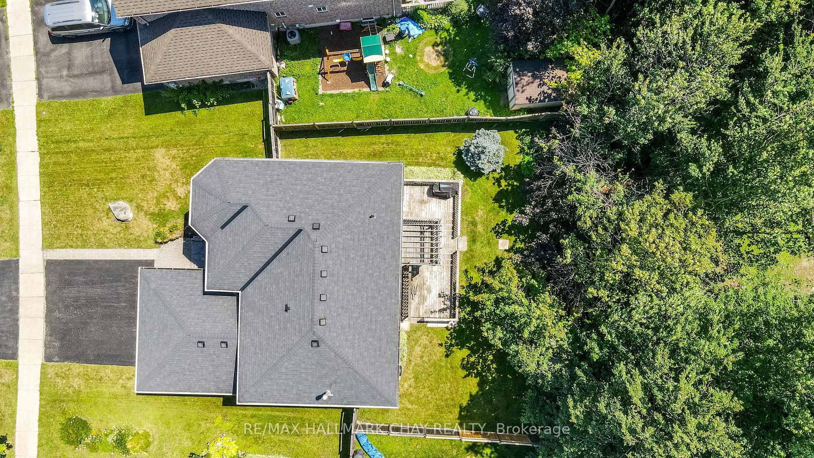 94 Sandringham Drive • Barrie, ON photo 20