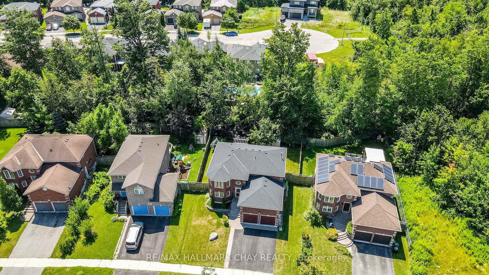 94 Sandringham Drive • Barrie, ON photo 23