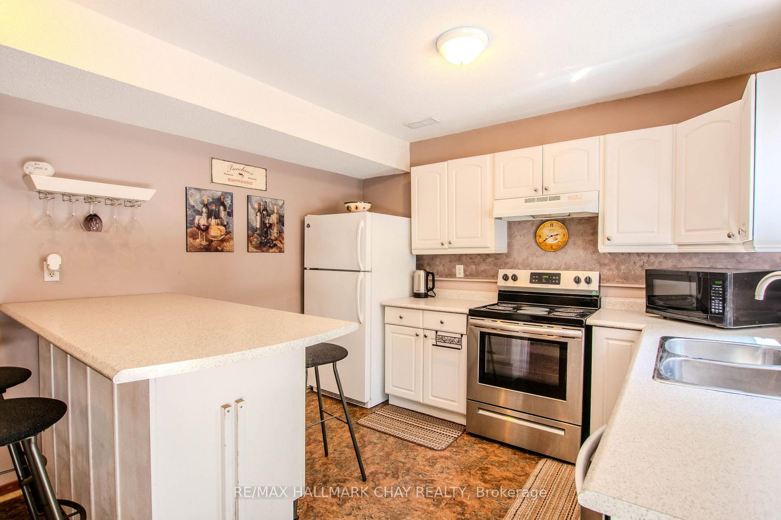 94 Sandringham Drive • Barrie, ON photo 42
