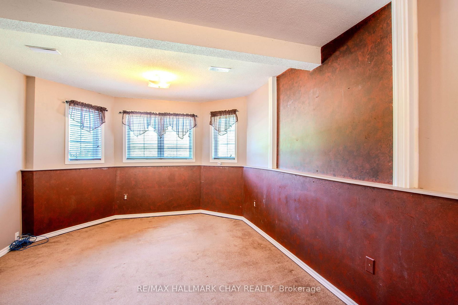 94 Sandringham Drive • Barrie, ON photo 52