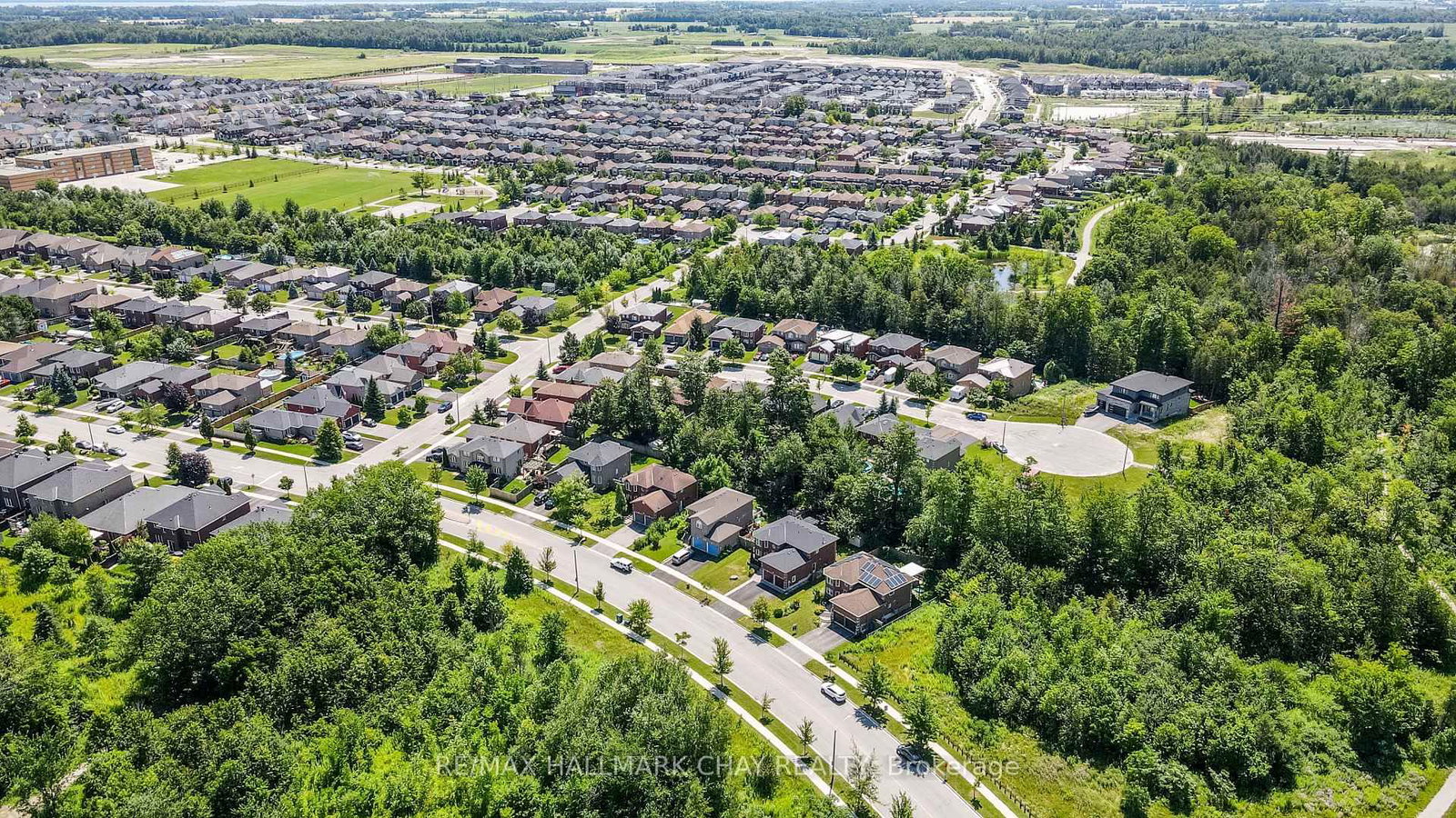 94 Sandringham Drive • Barrie, ON photo 53