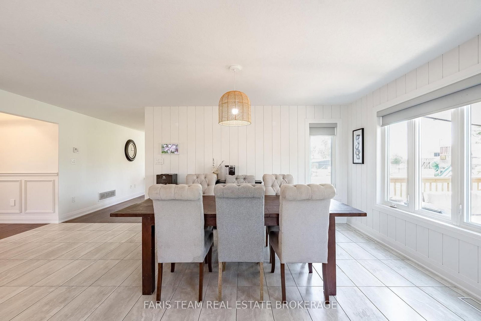 4 Cheslock Crescent • Oro-Medonte, ON photo 12