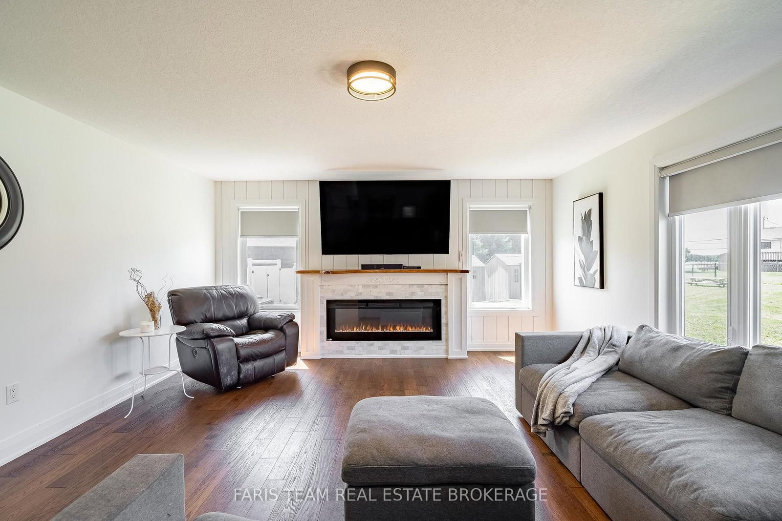 4 Cheslock Crescent • Oro-Medonte, ON photo 15
