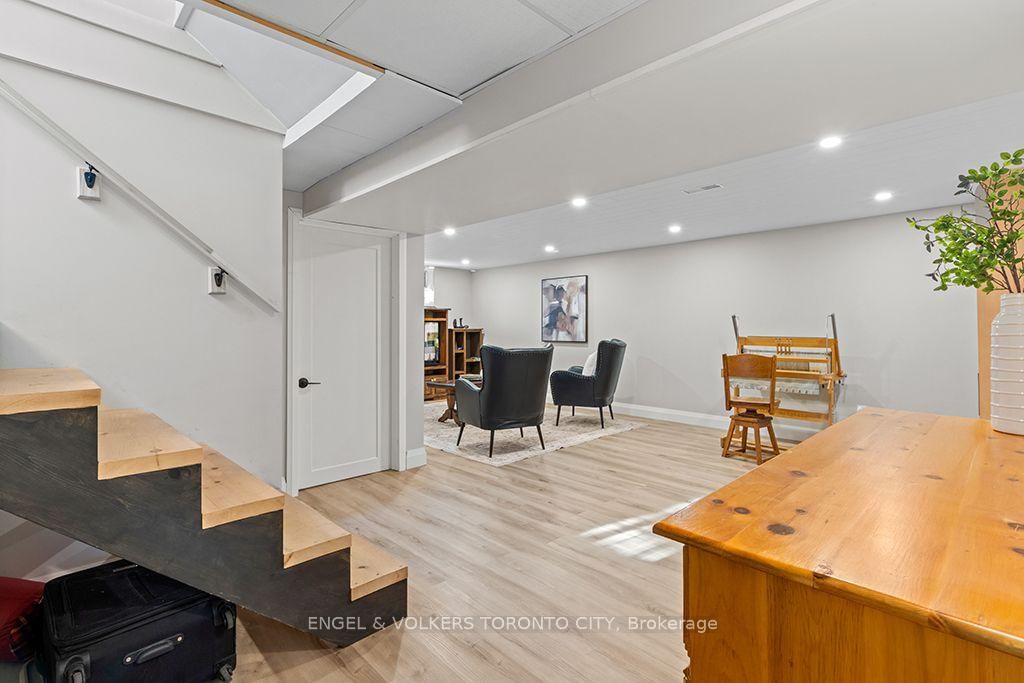 194 Library Street • Clearview, ON photo 15