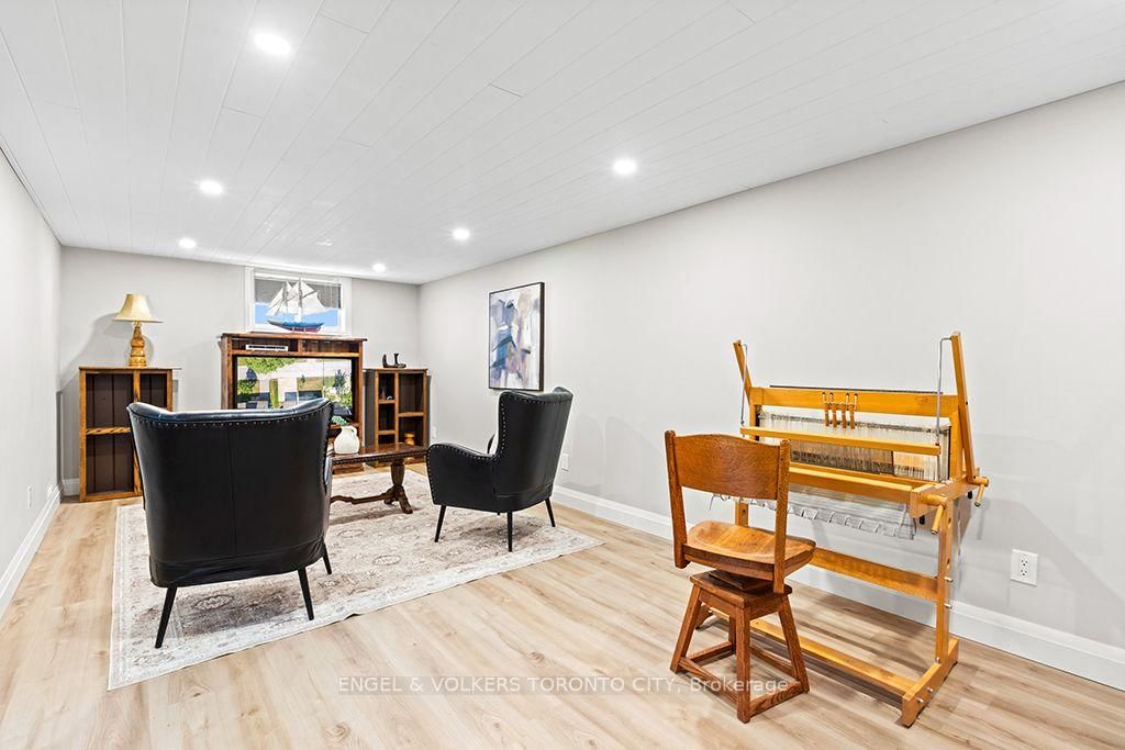 194 Library Street • Clearview, ON photo 16