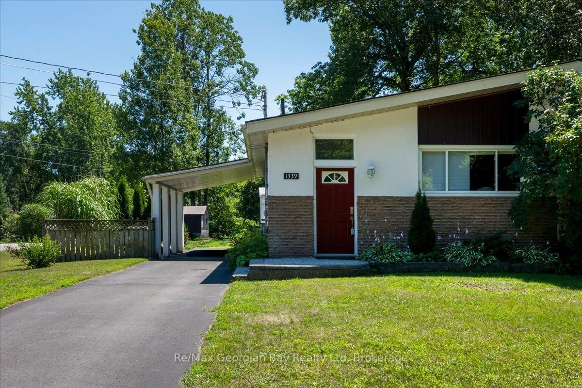 1339 Everton Road • Midland, ON photo 1
