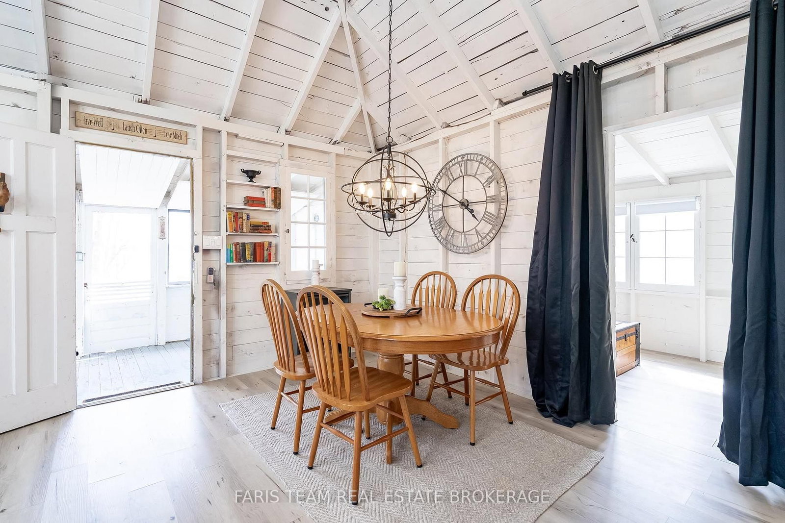 365 Robins Point Road • Tay, ON photo 8