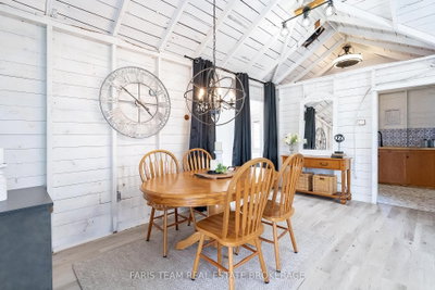 365 Robins Point Road • Tay, ON photo 9