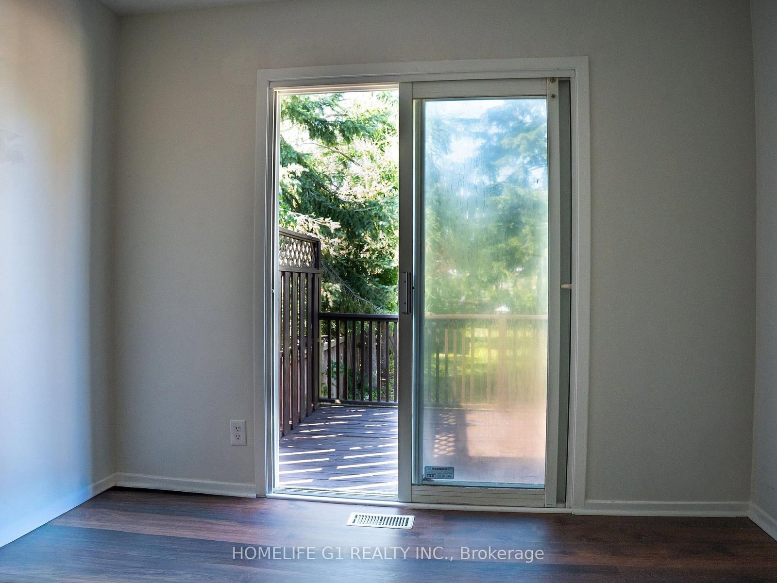 330 Grove Street E • Barrie, ON photo 14