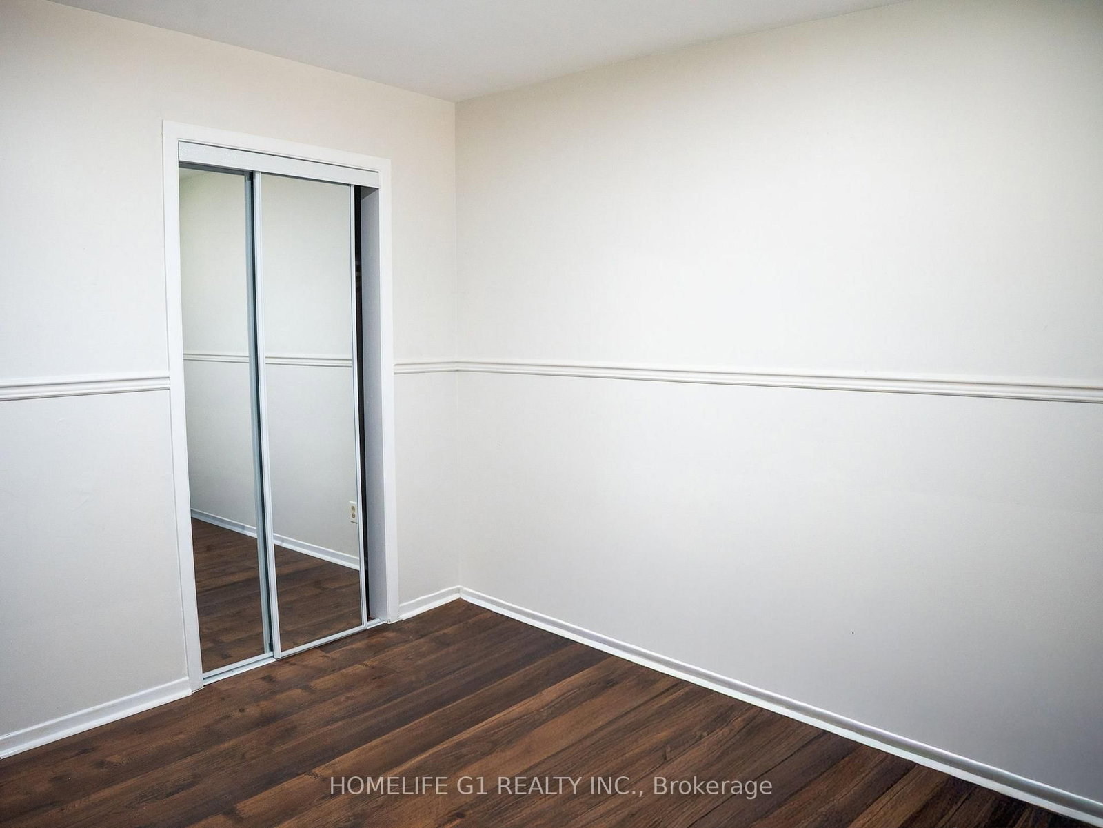 330 Grove Street E • Barrie, ON photo 17