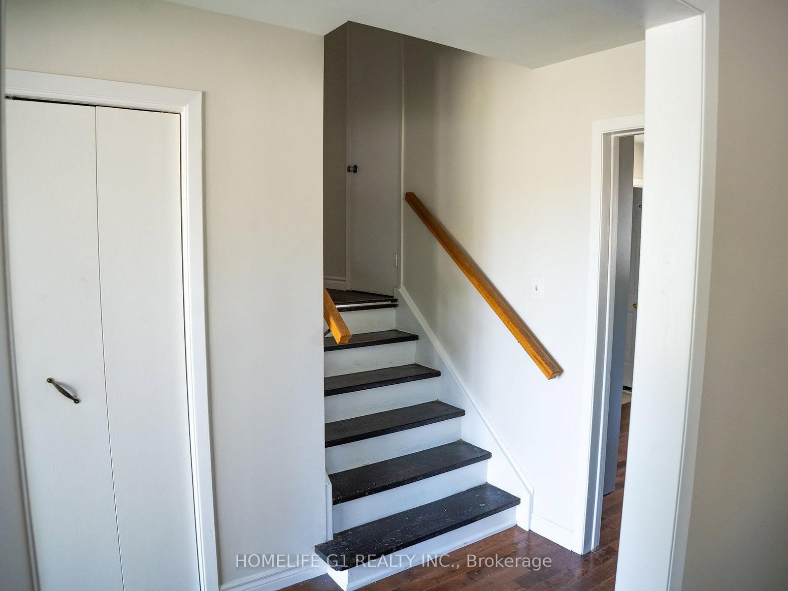 330 Grove Street E • Barrie, ON photo 20