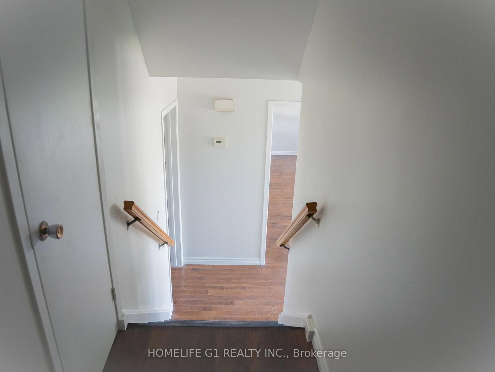 330 Grove Street E • Barrie, ON photo 8