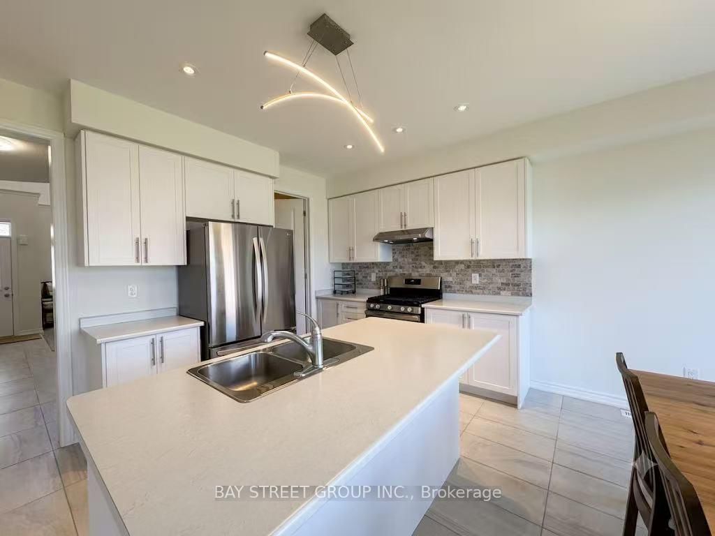 27 Samuel Crescent • Springwater, ON photo 18
