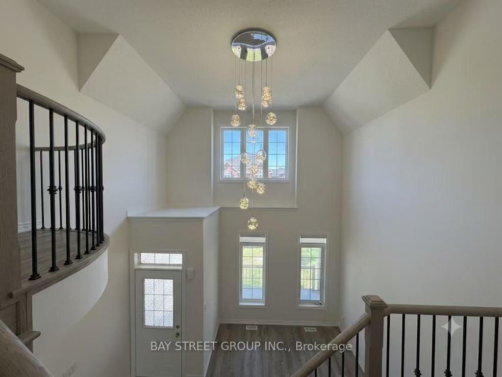 27 Samuel Crescent • Springwater, ON photo 6