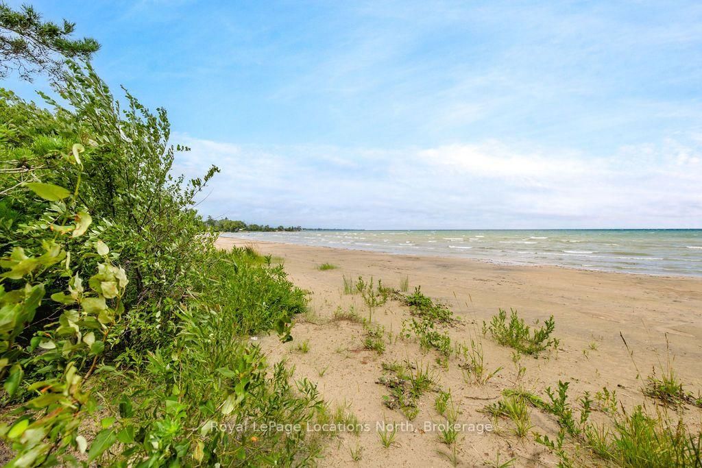1864 Shore Lane • Wasaga Beach, ON photo 25