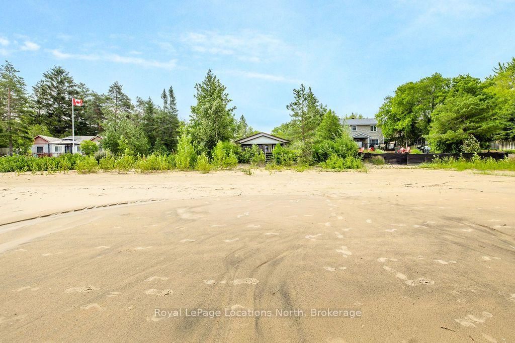 1864 Shore Lane • Wasaga Beach, ON photo 8