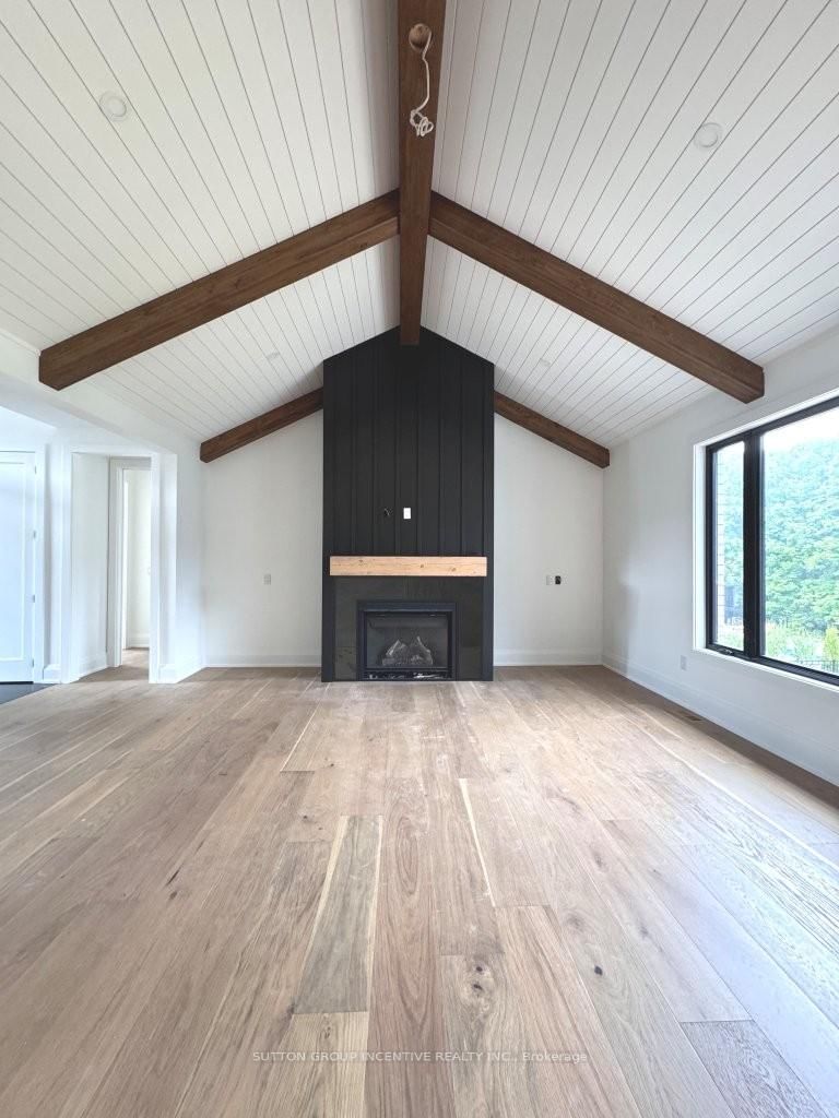 5 Jean Miller Court