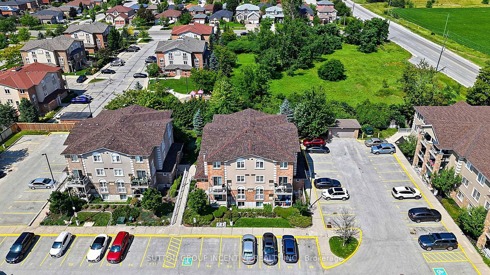 139 Sydenham Wells • #7 • Barrie, ON photo 31
