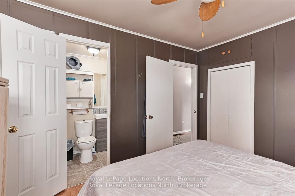 227 Superior Street • Clearview, ON photo 35