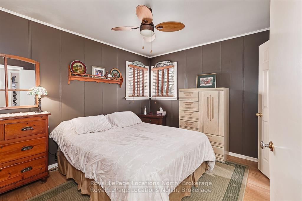 227 Superior Street • Clearview, ON photo 37