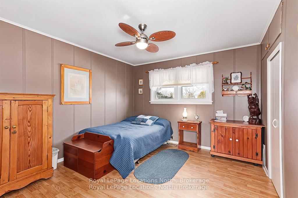 227 Superior Street • Clearview, ON photo 42