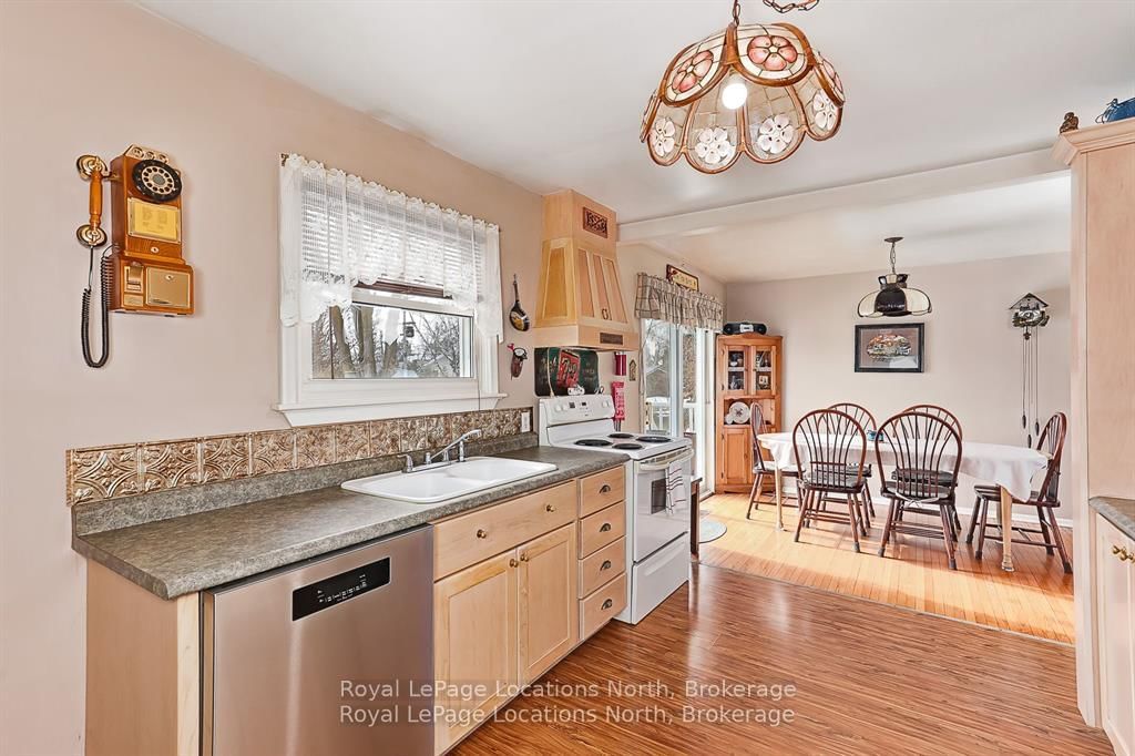227 Superior Street • Clearview, ON photo 43