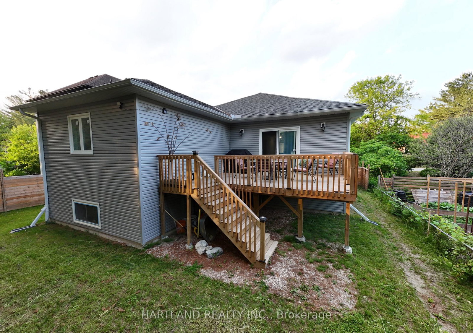 22 Berkely Street • Wasaga Beach, ON photo 21