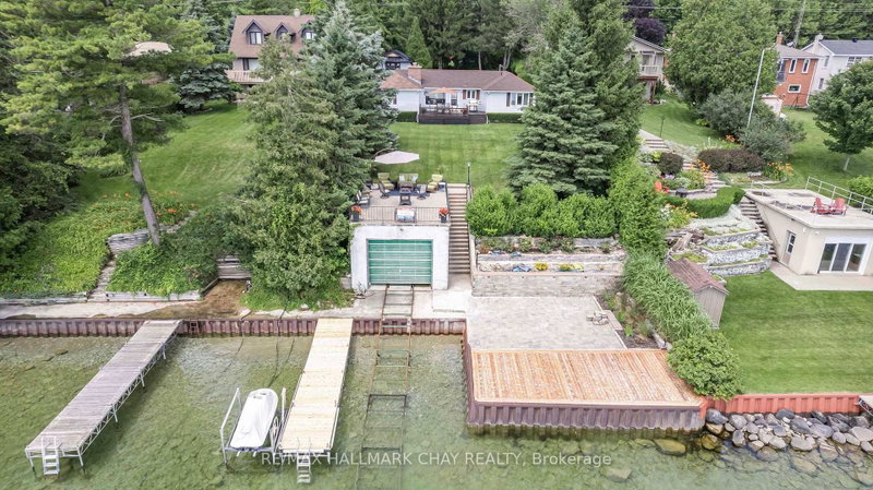 1125 Woodland Drive