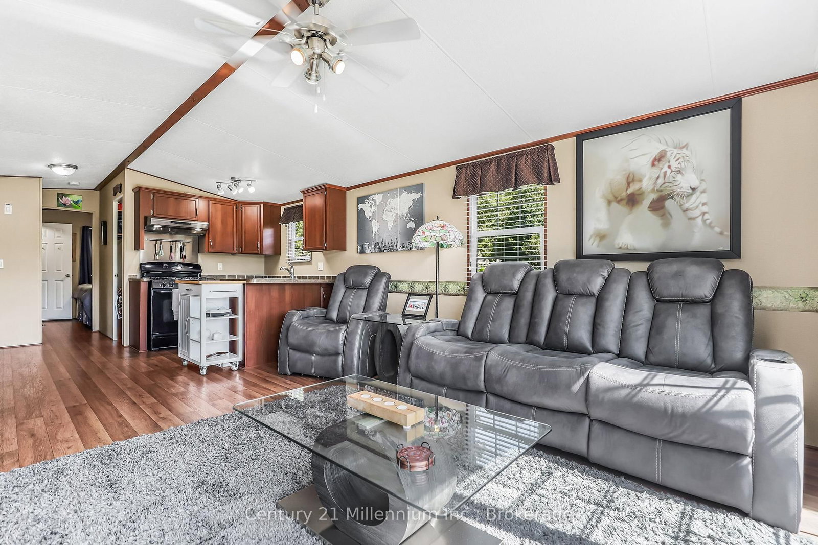 19 White Pines Trail • Wasaga Beach, ON photo 12