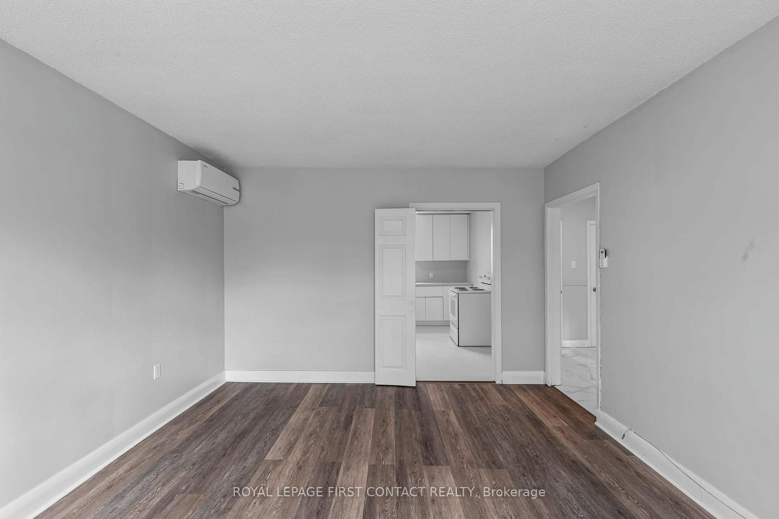 134 Napier Street • Barrie, ON photo 14