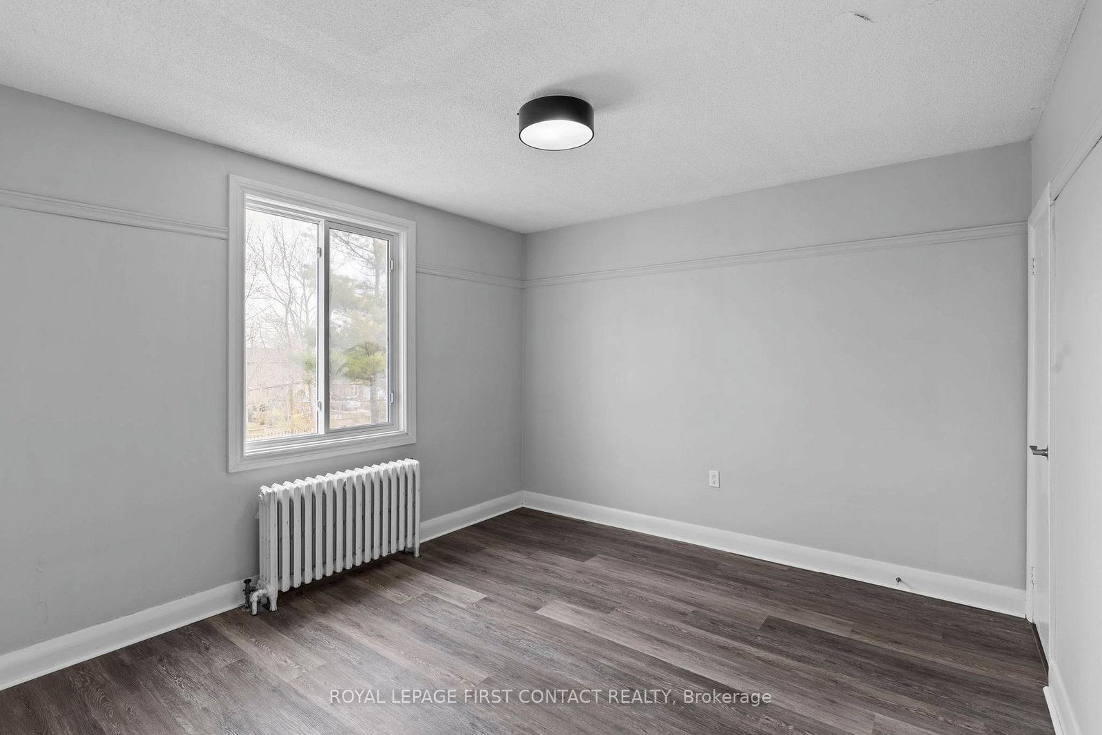 134 Napier Street • Barrie, ON photo 18