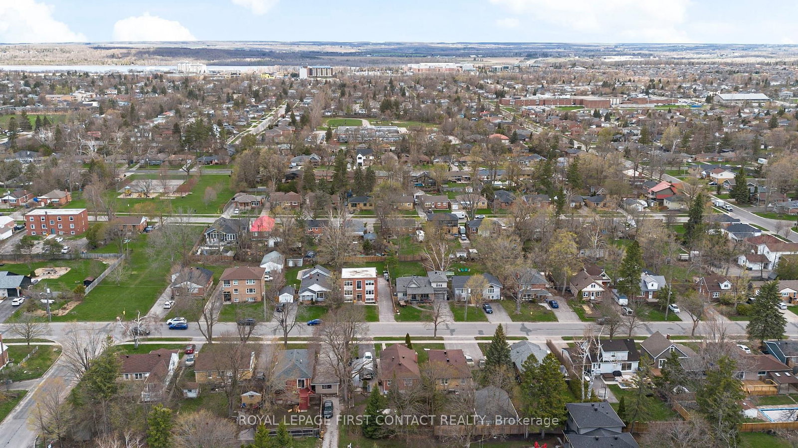 134 Napier Street • Barrie, ON photo 23
